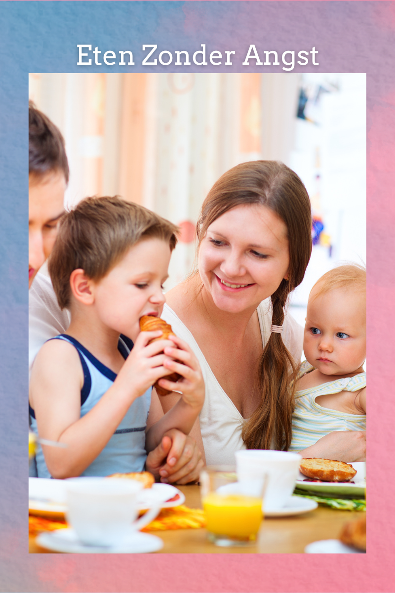 Eten Zonder Angst Moeder en kind zijn ontspannen aan het eten